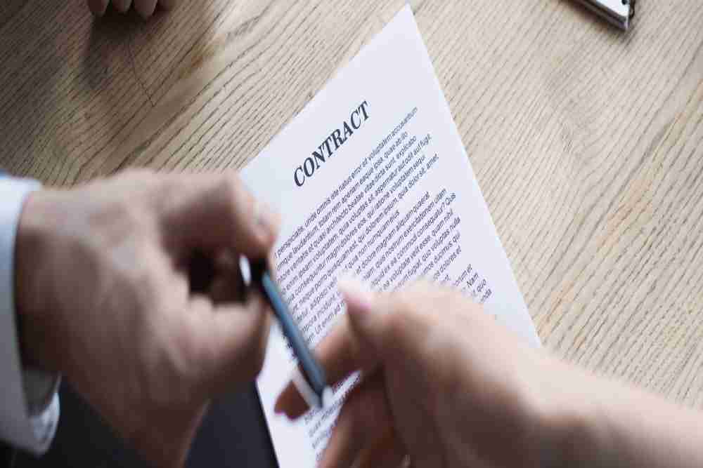 At-Will Vs. Contract Employment: What Workers Should Know